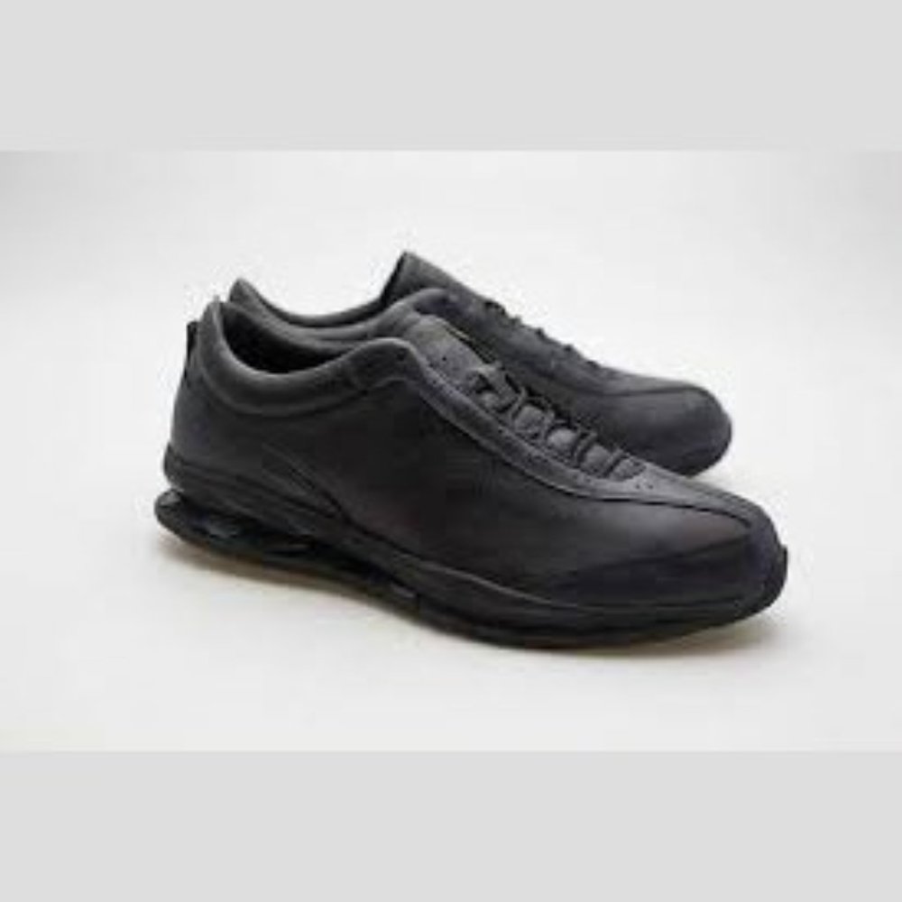 NWB New Balance Womens WW1105BL Leather Shoes